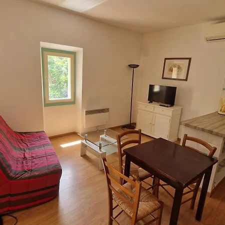 Apartment T2 Ideal Curiste 1min A Pied De La Cure Thermale Le Boulou